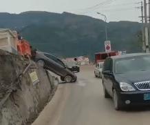 重庆奉节县爆料事件最新,真相揭秘，民众热议！”